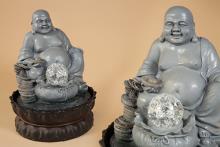 FUENTE RESINA GRIS CON BUDA DE LA ABUNDACIA Y CON BOLA 21x27CM FUENTE RESINA GRIS CON BUDA DE LA ABUNDACIA Y CON BOLA 21x27CM