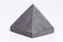 PIRAMIDE SHUNGITA 5X5 CM. PIRAMIDE SHUNGITA 5X5 CM.