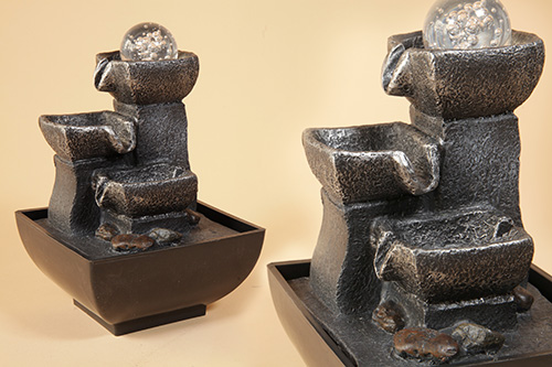 FUENTE RESINA DE CUENCOS Y BOLA 12.5x20CM