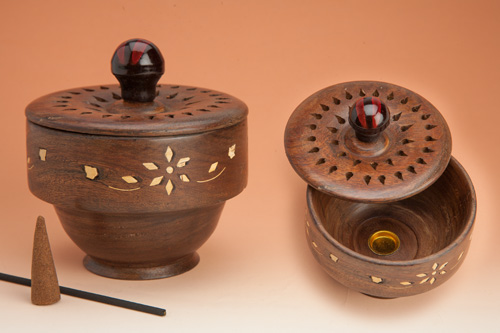 INCENSARIO MADERA REDONDO 10X11CM