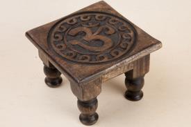 MESITAS, ALTARES Y VARIOS | ALTAR MADERA SIMBOLO OM 15.5 X 10.5 CM.