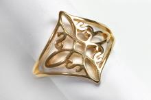 ANILLO ACERO DORADO NUDO DE BRUJAS ANILLO ACERO DORADO NUDO DE BRUJAS