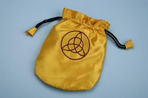 BOLSAS PARA TAROT | BOLSA TAROT RASO EMBRUJADAS ORO 19 X 16 CM.