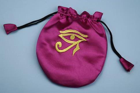BOLSAS PARA TAROT | BOLSA TAROT RASO OJO HORUS MORADA 19 X 16 CM.