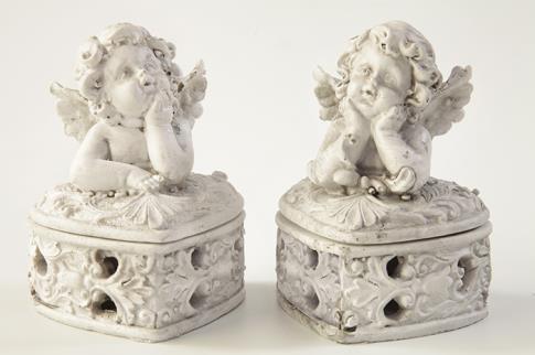 FIGURAS ANGELES | CAJITA EN FORMA DE CORAZON ANGELITO COLOR BLANCO 10CM