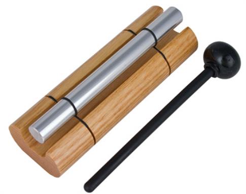 FENG SHUI CAMPANAS | CAMPANA ZENERGY MINI. 12 CM. 1 VARILLA MACIZA DE ALUMINIO PULIDO PLATEADO.1 MAZO Y MADERA DE FRESNO