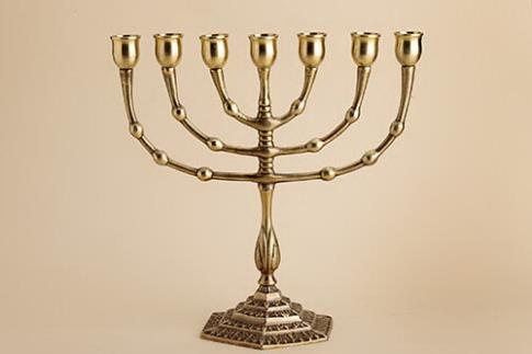 CANDELABROS Y PORTAVELAS | CANDELABRO/MENORAH DORADO 25 X 26 CMS, 0,97 KGS,  (PARA VELAS 1,7 CMS )