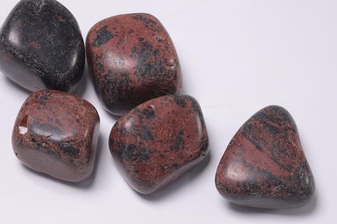 CANTOS RODADOS GRANDES | CANTO RODADO GRANDE JASPE SARDO -2.5-3.5 cms-