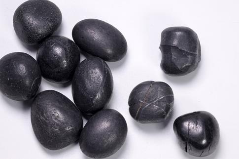 CANTOS RODADOS GRANDES | CANTO RODADO SHUNGITA (TAMA�OS VARIADOS)