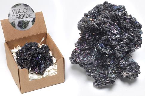 MINERALES Y GEMAS | CARBORUNDUM EN CAJITA 5,5X5,5CM