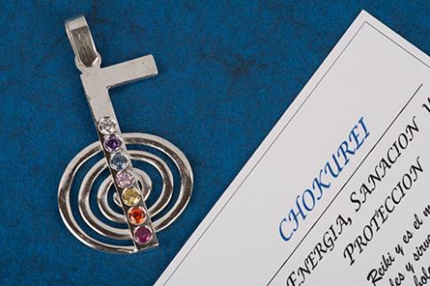 JOYERIA | CHOKUREI ZIRCONITAS EN PLATA DE LEY, 4 X 2 CMS