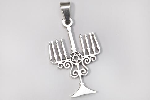 COLGANTES | COLGANTE ACERO CANDELABRO/MENORAH 9 BRAZOS CON ESTRELLA DE DAVID 3,5 X 1,7 CM
