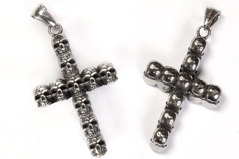 AMULETOS Y TALISMANES | COLGANTE ACERO CRUZ CON CALAVERAS