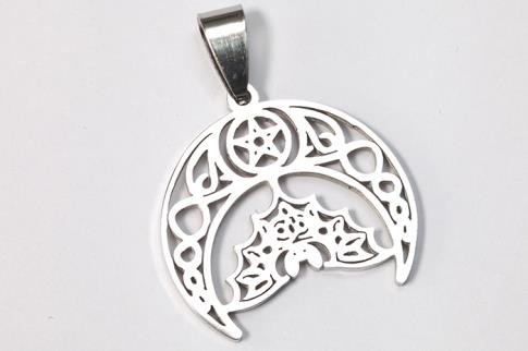 AMULETOS Y TALISMANES | COLGANTE ACERO LUNA INVERTIDA LABRADA CON PENTACULO Y MURCIELAGO