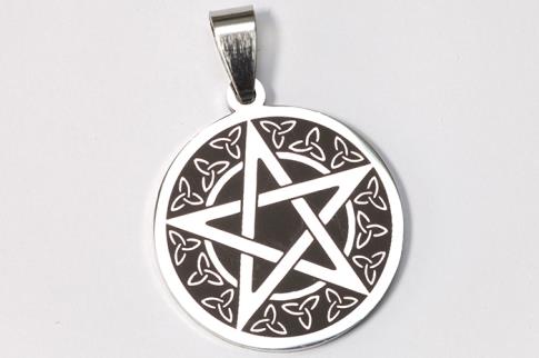 AMULETOS Y TALISMANES | COLGANTE ACERO PENTACULO RODEADO DE TRIQUETAS
