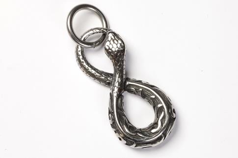 AMULETOS Y TALISMANES | COLGANTE ACERO SERPIENTE INFINITO