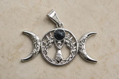 COMODIN | COLGANTE ACERO TRIPLE LUNA CON MINERAL 1,8 X 3,2 CM.