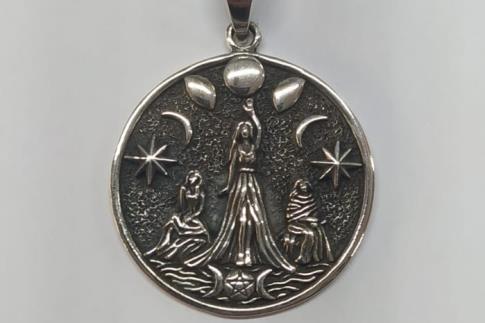 COLGANTES | COLGANTE DE PLATA DIOSAS Y FASES LUNARES