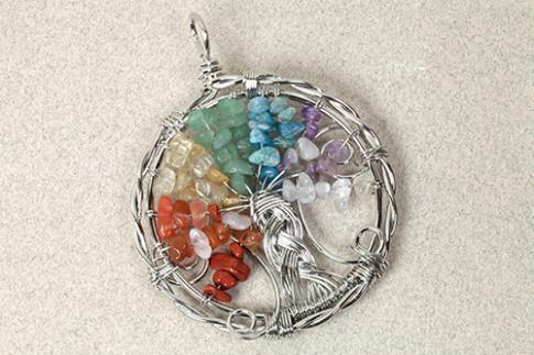 COLGANTES DE MINERALES | COLGANTE METAL ARBOL DE LA VIDA CON MINERALES CHIP 5 X 6,5 CM