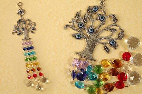 AMULETOS Y TALISMANES | COLGANTE OJO TURCO CON DISEO ARBOL DE LA VIDA Y CRISTALES 7 CHAKRAS 10X35CM