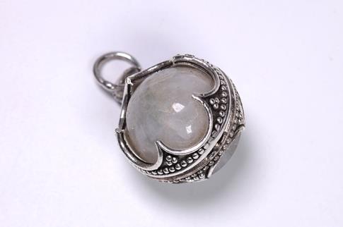 COLGANTES | COLGANTE PLATA BOLA DE PIEDRA LUNA ENMARCADA