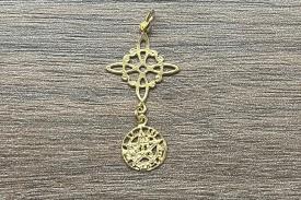COLGANTES | COLGANTE PLATA DOBLE PROTECCION DORADO 3CM (NUDO DE BRUJAS 1,5CM Y TETRAGRAMMATON 1CM)