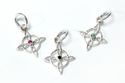 JOYERIA | COLGANTE PLATA NUDO DE BRUJAS CON BRILLANTITO