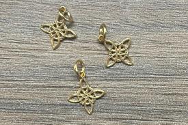 COLGANTES | COLGANTE PLATA NUDO DE BRUJAS MINI DORADO 1CM
