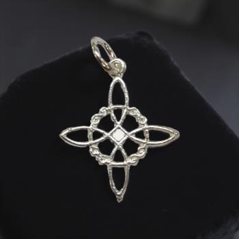 JOYERIA | COLGANTE PLATA NUDO DE BRUJAS MINI