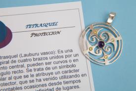 JOYERIA | COLGANTE PLATA TETRASQUEL CON PIEDRAS, 3 CMS