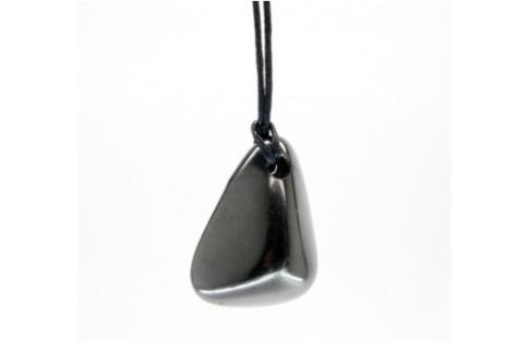 COMODIN | COLGANTE SHUNGUITA RODADO 4 X 2 CM APROX.