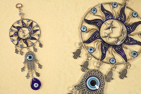 AMULETOS Y TALISMANES | COLGANTE SOL CON OJOS TURCOS 25x9.5CM