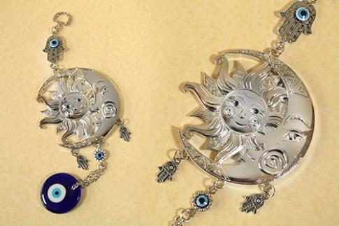 AMULETOS Y TALISMANES | COLGANTE SOL Y LUNA CON OJOS TURCOS 9x24CM