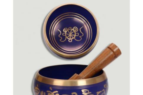 COMODIN | CUENCO TIBETANO LATON TALLADO LILA 10-12.5 CM. (INCLUYE BAQUETA).