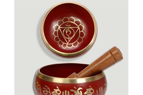 COMODIN | CUENCO TIBETANO LATON TALLADO ROJO 10-12.5 CM. (INCLUYE BAQUETA)