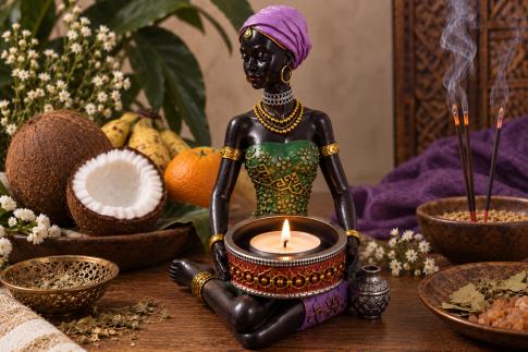 HADAS, BRUJAS Y FANTAS�A | DIOSA AFRICANA CON CUENCO SAGRADO: ATRAE ABUNDANCIA, AMOR Y PROSPERIDAD. 20 X 13 CM.