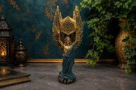 SANTOS Y ARCANGELES | FIGURA ARCANGEL METATRON CON CUBO Y TUNICA COLOR AZUL VERDOSO 28,5 X 10,5 CM.