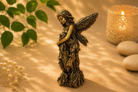 HADAS, BRUJAS Y FANTAS�A | FIGURA BRONCE NINFA ALADA SENTADA SOBRE ROCA 5,5 X 2 CM.