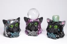 FIGURA GATO CON CAPUCHA Y COLLAR TRIPLE LUNA BASE ESPECIAL PARA BOLA DE CRISTAL O MINERAL 8X9 CM. (COLORES SURTIDOS)