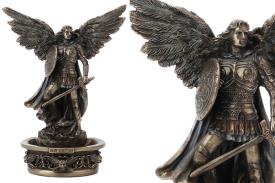 SANTOS Y ARCANGELES | FIGURA RESINA ARCANGEL MIGUEL CON PEDESTAL 19X8X10CM