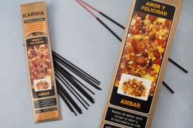 INCIENSOS KARMA NATURALES 16 VAR. (26 GRM) DUR.60" | INCIENSO AMBAR (ATRAE AMOR Y FELICIDAD) KARMA 16 VARILLAS 26 G.
