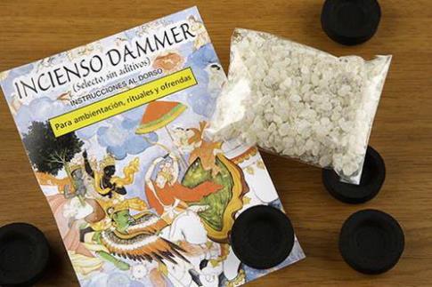 INCIENSOS EN GRANO | INCIENSO DAMMER CON CARBON E INSTRUCCIONES (50 GR APROX)