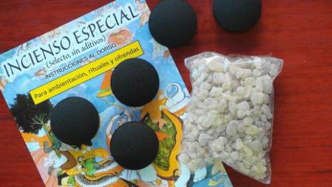 INCIENSOS EN GRANO | INCIENSO ESPECIAL CON CARBON E INSTRUCCIONES (50 GR APROX)
