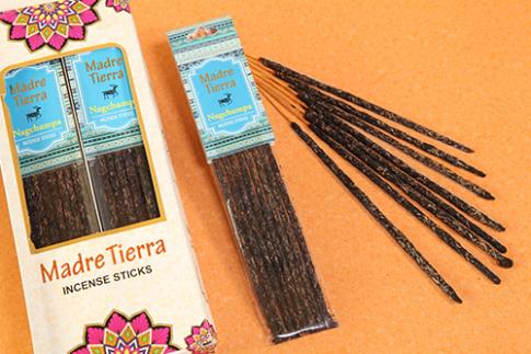 INCIENSOS ORGNICOS | INCIENSO ORGANICO MADRE TIERRA DE NAG CHAMPA (8 varillas) (30 gr. aprox.)