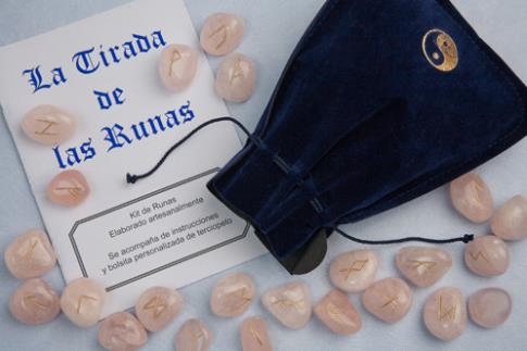 COMODIN | KIT RUNAS CUARZO ROSA CON MANUAL DE INSTRUCCIONES