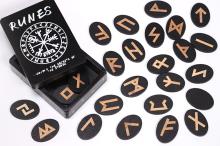 KIT RUNAS MADERA EN CAJA CON INSTRUCCIONES 9,5 X 7 X 3,5 CM