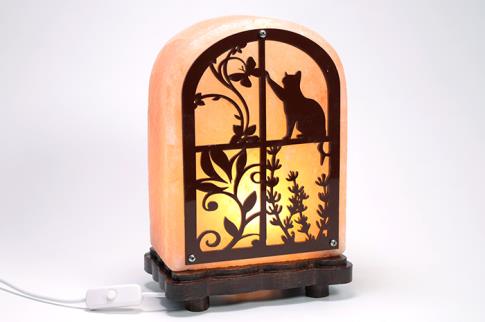 LAMPARAS DE SAL Y OTROS MINERALES | LAMPARA DE SAL CON PLACA VENTANA CON GATO Y MOTIVOS FLORALES 22X4CM