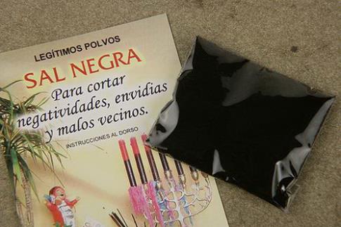 POLVOS | LEGTIMOS POLVOS SAL NEGRA (Para cortar negatividad y envidias)