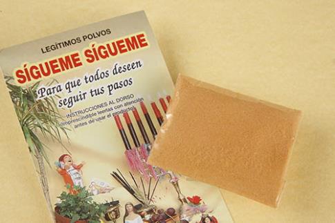 POLVOS | LEGTIMOS POLVOS SGUEME SGUEME (Para que la persona deseada te piense y te siga)