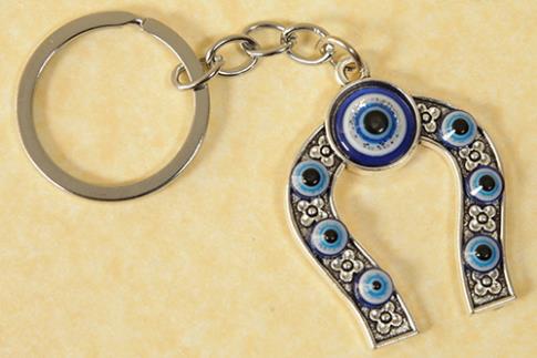 AMULETOS Y TALISMANES | LLAVERO DISEO HERRADURA 3,5 X 9,5 CM